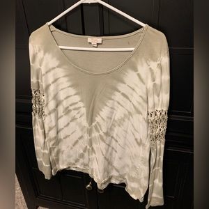 Lace sleeve tie dye cotton shirt (green & white)  size large